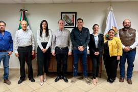 En la reunión se comprometieron a participar frecuentemente en las reuniones del Comité de RH Derramadero, para presentar avances y hacer planes de acuerdo. FOTO: