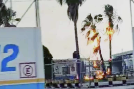 Bomberos y Protección Civil inspeccionaron una empresa gasera tras la caída de un rayo en Villa de Palaú.