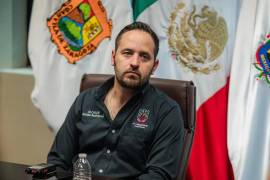 El alcalde Jacobo Rodríguez durante la conferencia matutina en Piedras Negras, donde negó conocer denuncias formales sobre el caso de los perros muertos.
