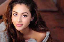 Lindsey Morgan, es la candidata popular para ser “Batgirl”