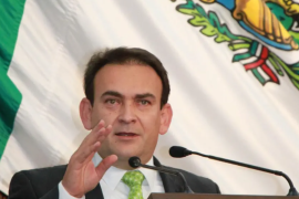 El diputado Álvaro Moreira Valdés presentó este martes una iniciativa para castigar con mayor severidad estas acciones contra profesores.