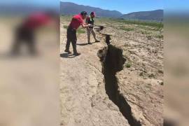 Autoridades mantienen monitoreo permanente de la grieta en Tierras Prietas y descartan riesgo para la población.