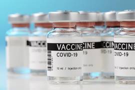 Aunque señalan y es preferible recibir la vacuna, no está catalogada como obligatoria, sólo para eventos públicos donde requieren comprobante de esquema completo.