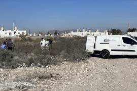 Personal de la autoridad trasladó el cuerpo al Servicio Médico Forense para determinar causas de muerte.