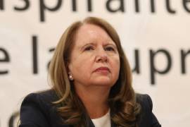 La ministra afín a la 4T levanta la mano para ser parte del proceso que propone López Obrador | Foto: Especial