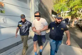 Fernando Farías Laguna, detenido en Argentina por una investigación de presunto huachicol fiscal, se reunió con agentes del FBI y la DEA antes de su posible traslado.