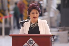 La presidenta del IECM formalizó su intención de competir por una de las vacantes del Consejo General del INE y defendió su trayectoria como carta principal.