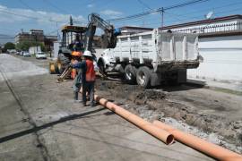 Los trabajadores ponen a punto el tramo de 108 metros lineales.