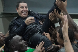 Atlético Nacional se coronó campeón de la Copa Colombia 2024 después de que los disturbios causados por los seguidores del América de Cali suspendieran el partido de Vuelta.