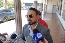 Alain Mendoza asegura que el Ayuntamiento de Frontera debe pagar 1.5 millones de pesos por despido injustificado.