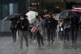 A partir del sábado la primera onda tropical ingresará en el sureste de México y se desplazará frente a las costas de Chiapas, Oaxaca y Guerrero, reforzando el potencial de lluvias y tormentas.
