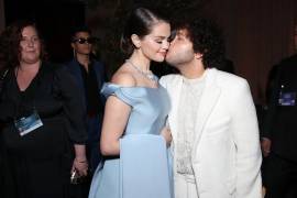 El amor triunfa. A pesar de las dudas, Selena y Benny llegarán al altar en septiembre tras dos años de relación.