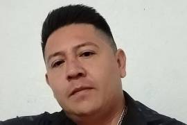 Julio Eusebio Labra, el vocalista del grupo de música norteña, “Conquistadores de la Sierra”, fue asesinado a balazos la noche del domingo.