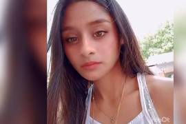 A través de su cuenta de Facebook, su padre, José Luis Hay, denunció que a su hija la mataron los policías municipales de Salina Cruz, Oaxaca