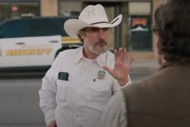 Las tensiones que retrata, ubicadas en un lugar reducido a pocas comunidades reflejan algunos de los fenómenos que sacudieron al mundo entero.