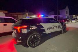Vecinos del sector solicitaron la presencia de las autoridades tras escuchar gritos y observar actos de violencia al interior del inmueble ubicado en el cruce de las calles Altamira y Escuinapa.