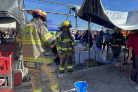 Fue en el mercado sobre ruedas en Saltillo 2000 donde se originó el incidente por una fuga de gas en un puesto de carnitas.