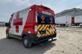 El reporte del accidente llegó a las 15:00 horas, lo que permitió una rápida intervención de los cuerpos de emergencia, evitando complicaciones mayores y garantizando la seguridad del afectado.