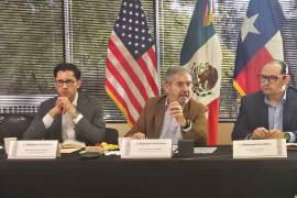 De la Fuente también sostuvo una reunión con empresarios mexicanos en Dallas, Texas.