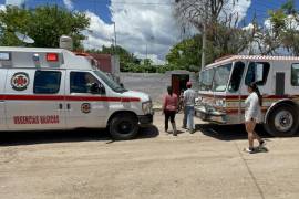 Elementos del Cuerpo de Bomberos de la estación Derramadero realizaron la valoración de la persona; sin embargo, al arribar al lugar confirmaron que ya no contaba con signos vitales.