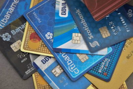 Cobran tasas de interés que superan 100 por ciento anual, un nivel que, comparativamente, es nueve veces superior a la tasa de referencia del Banco de México