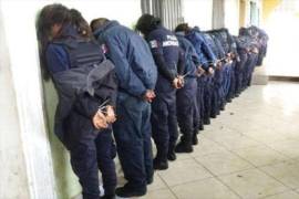 Once policías detenidos por desaparecer a más de 30 personas en Veracruz, hace 7 años