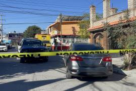 Agentes de la Fiscalía General del Estado realizaron las diligencias en la vivienda de la colonia Oceanía.