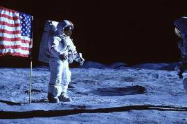 Cultura y Pop: De la Tierra a la Luna