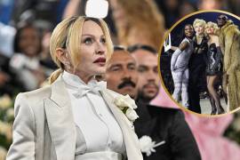 Según Deadline, Julia Garner es la elegida de nueva cuenta para dar vida a la ‘Reina del Pop’.