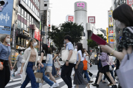 El Gobierno de Japón está ofreciendo 1 millón de yenes por niño o niña a las familias japonesas para que dejen el área metropolitana de Tokio.
