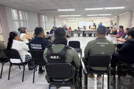 En la mesa de trabajo con el Grupo de Reacción Torreón, la Agencia de Investigación Criminal y Protección Civil se acordó que el resguardo permanecerá hasta este viernes.