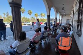 Personal del Centro Oftalmológico La Fe realizó estudios oftalmológicos gratuitos durante la brigada.