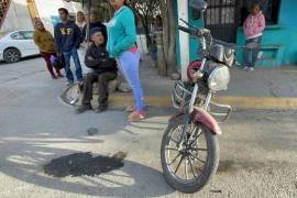 Autoridades locales permanecieron en la escena hasta que las aseguradoras llegaron para acordar la reparación de los daños materiales.