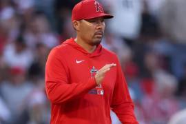 La directiva de los Angels rechazó seguir con Suzuki y ya busca nuevo mánager, aunque le ofreció permanecer en la organización como asistente especial.