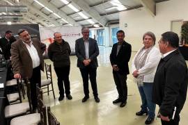 Autoridades del IMSS presentaron el programa ELSSA ante empresarios de la Región Sureste de Coahuila.