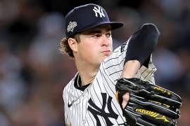 Schlitter mantiene una temporada histórica que lo coloca entre los favoritos al Cy Young de la Liga Americana