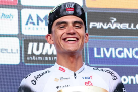 El ciclista mexicano Isaac del Toro, integrante del UAE Team Emirates, regresará a su natal Ensenada para competir en una ruta local, tras una exitosa gira por Italia, España y Austria.