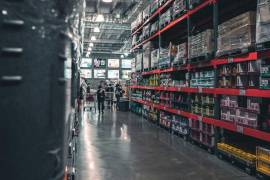 Algunos responsables de política monetaria de la Fed se inclinan por subir las tasas, ya que los mayores costos de la energía incrementan la amenaza inflacionaria.