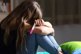 La estrategia “Niñas Sí, Madres No” contempla tres fases de implementación.