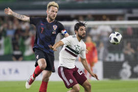 Concacaf autoriza sustituir al 'Chucky' Lozano en Copa Oro; entraría Rodolfo Pizarro