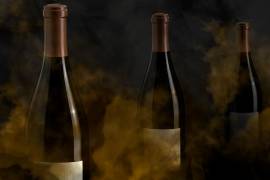 Tinterra es el secreto mejor guardado de Valle de Guadalupe, un vino con destellos en tonos de frambuesa madura que combina uvas de Syrah, Carignan y Grenache.