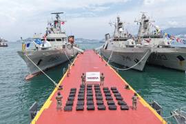 El secretario de Marina dijo que las capacidades militares utilizadas para vigilar los mares son herramientas para salvar vidas.
