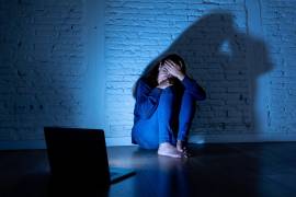 La Sextorsión, sexting, grooming, cyber-stalking y cyber-bullying son amenazas reales para los menores de edad en línea.