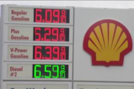 Los precios de la gasolina se han disparado en las últimas semanas, en Eagle Pass, al igual que en el resto de los Estados Unidos.