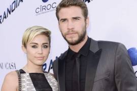 Miley Cyrus y Liam Hemsworth muestran cuerpazos en luna de miel