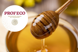 Profeco evaluó 20 marcas y destacó 8 por ser 100% de abeja, garantizando calidad y autenticidad. Entre ellas, Altea, Aires de Campo y Great Value lideran la lista.