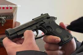 La Fiscalía General del Estado confirmó que el hombre herido por arma de fuego en el ejido Chapula, llegó sin vida a la estación de bomberos de Derramadero.