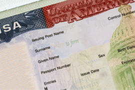 Los viajeros que necesiten una visa para visitar Estados Unidos podrían tener que esperar más tiempo.