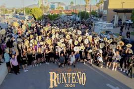 Corredores de distintos niveles recorrieron las calles de Saltillo acompañados por música de banda y un marcado ambiente norteño.