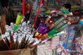 Elementos de la Policía Municipal de Ramos Arizpe y Arteaga trasladaron los productos decomisados para su resguardo.